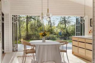 Exceptional Architect Designed Home Near Beach and Forest - 7