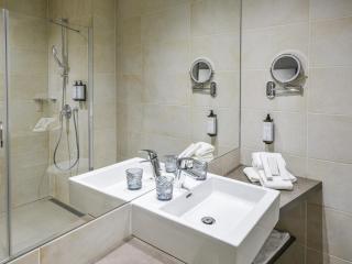 Mercure Geneva Airport - 7