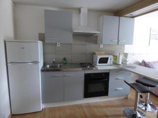 Appartement meublé 23 m2 entièrement rénové - 8