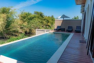 4BR Villa Riverside 4 min walk to Nuanu 10 Min walk to Beach - 0