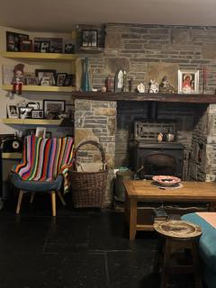 Rose Cottage - 3