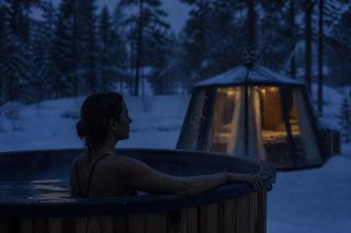 Aurora Igloo, Sauna Spa & Dinner by Invisible Forest Lodge Adults Only - 0