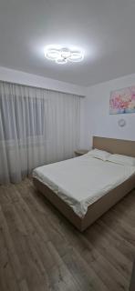 2 Rooms by Brancusi Central Park - Free Parking & Self Check-In - 8