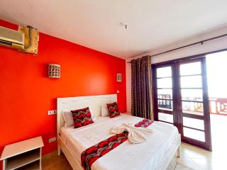 Doro Beach Suites - 4