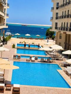 Modern Kemet Suite- AquaFun Hotel - 3