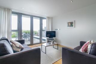 Cinq 5 Zinc in Fistral, Newquay - 2