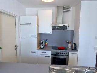 Moderne Design-Wohnung mit Bergblick & Terrasse - 7
