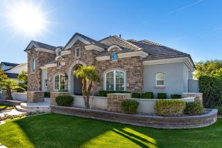 Designer Oasis: Private Pool Spa Chefs Kitchen - 5
