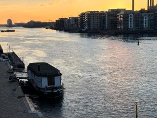 Luxurious 2-bedroom apartment with Stunning View - Jan & Feb 2027 - 60 days - 7