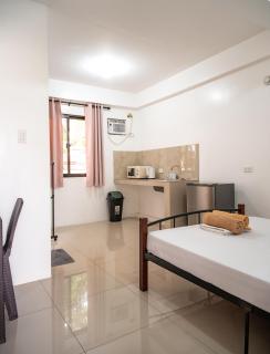 The Palines Rooftop Terrace - 2BR Views 8 Pax - Muntinlupa - 3