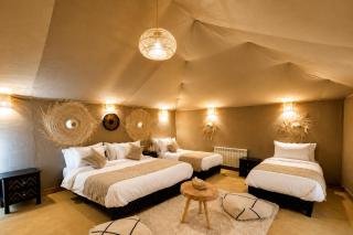 In merzouga Luxury camp - 4