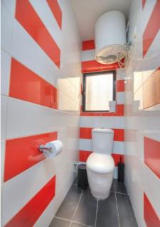 Joe Ann Apartments - 3