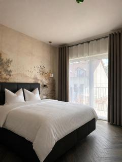 NEW TOWN Boutique Apartments & Parking - 0
