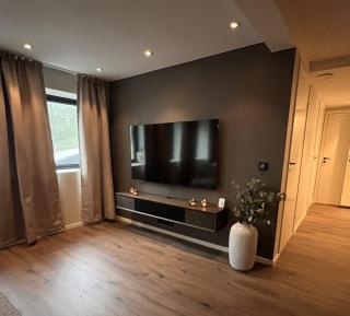Central Stylish Apartment in Svolvaer, Lofoten - 8