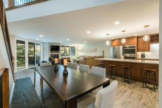 Snowcap Lodge Spacious Townhome with Hot Tub - 8