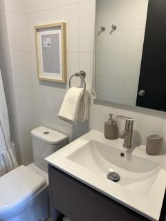 New apartment, steps from the Paris-Londres neighborhood - 3