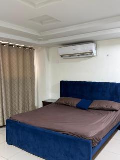 One Bed Furnished Appartment Civic Center Bahria Town Phase 4 - 5