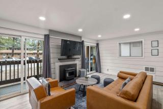 1BR Condo for 4 w Hot Tub Near Shuttle & Shopping - 7