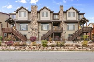 Bears Lair Spacious Townhome with Private Hot Tub - 7