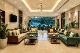 Elevate Grand Terminal- 3 Delhi IGI Airport With - Free Airport Pickup - 8