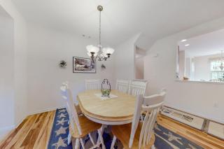 Bear Trap Dunes 2nd floor condo with golf on site fireplace & free WiFi - 4