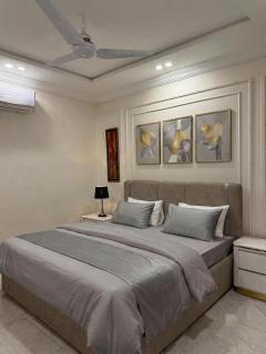 Hilton suit 2BHK apartment garden view - 0