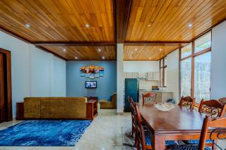 Camellia Rise - 9