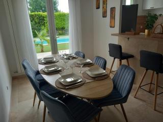Villa Césarine 4 étoiles, 8 pers, 4 chambres, piscine privée, poolhouse, clim - 4