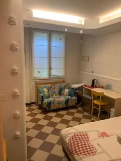 2R B&B - 3