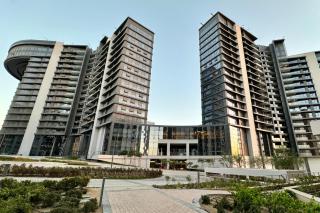 شقة فندقية الشيخ زايد zed tower ابراج زد - Cairo - 8