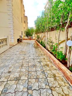 The Grand Oasis Villa with Private Pool and Garden - 0