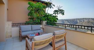 Beautiful, Modern Junior Villa EZ02 - Minimi - with Communal Pool and Lovely Views, Aphrodite Hills - 9
