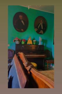 Art action room -  - 0