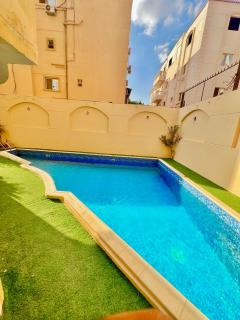The Grand Oasis Villa with Private Pool and Garden - 4