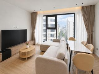 Timesquare Beachfront Apartment - 8