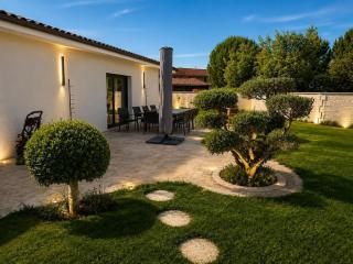 Villa 12 personnes avec piscine, jacuzzi et sauna près de Cognac - 8