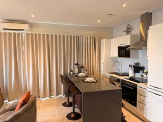 Luxury Signature Onebed - 0