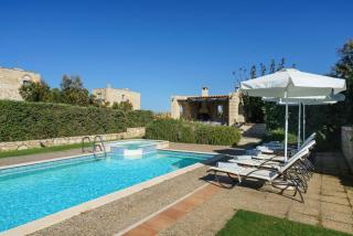 Stone Built Private villa Emerald with pool, 30m to Beach & BBQ! - 1