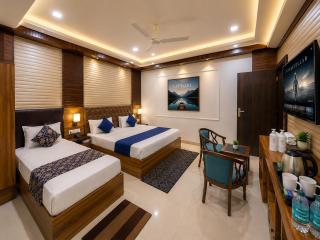 Hotel Bellarose Near Delhi Airport - Free Airport Pickup & Drop Complentary Breakfast - 2