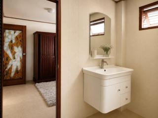 Koh Phangan Beachfront Cottages & Sunset Pool - 5