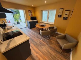 Apartment with parking, 6 minutes from town centre - 2