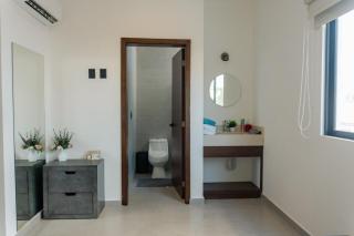 Coastal Stay Just 2 Blocks from the Beach - 2