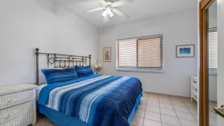 Feeling tip' Sea In Paradise Bright Oceanfront Condo - 6