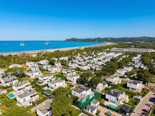 Beachside Apartments - 4
