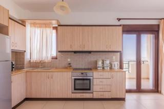 Villa Laga with Pool, 300m to Taverns, Childrens Area, BBQ! - 5