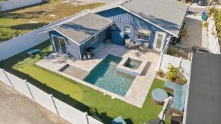 Sea Salt & Sunny Days Pool, Spa, Putting Green by Anna Maria Life Vacation Rentals - 0