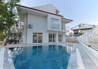 Villa Belce & Bloom - Üzümlü - 0