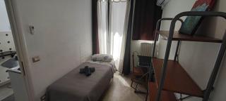 Very central apartment by shops restaurants - 3