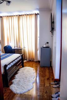 Spacious 3 Bedroom Westlands Haven Powerbackup Fast WiFi - 3