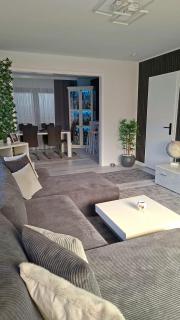 Complete house - 1